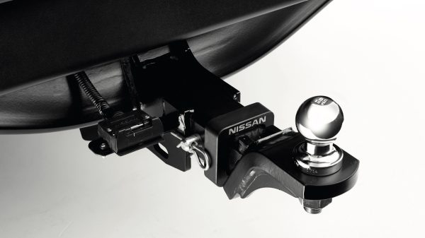 TOWBAR (DETACHABLE) Recommended Fitted Price: $1,029.00