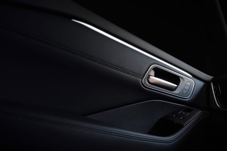 Ambient Door Trim Lighting (Available on Ti-L grades)